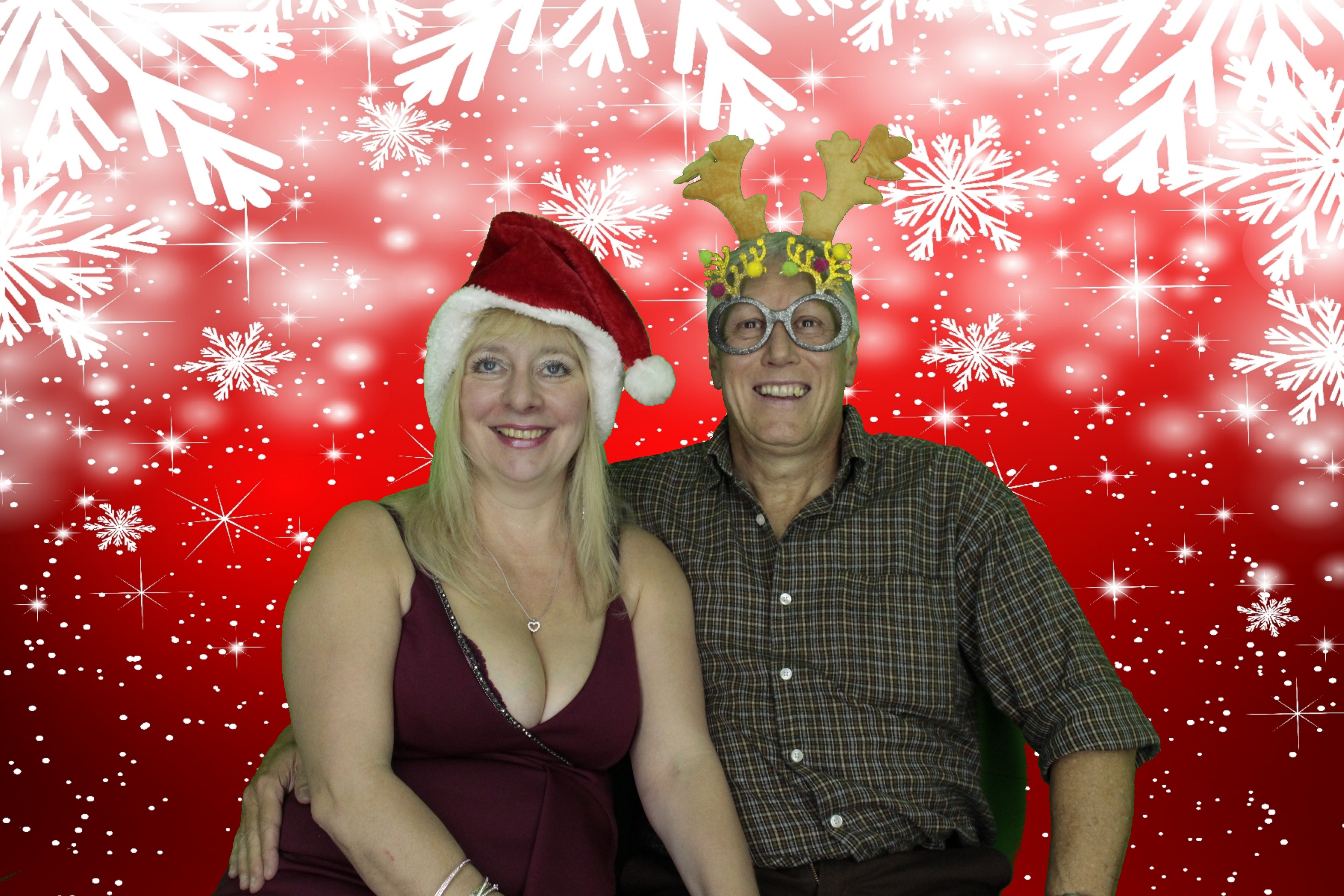 Silvermere Christmas Party | View more photos from the event at gallery.myphotoboothexperience.co.uk/u/MyPhotoBoothExperienceLtd/Silvermere-Christmas-Party-2